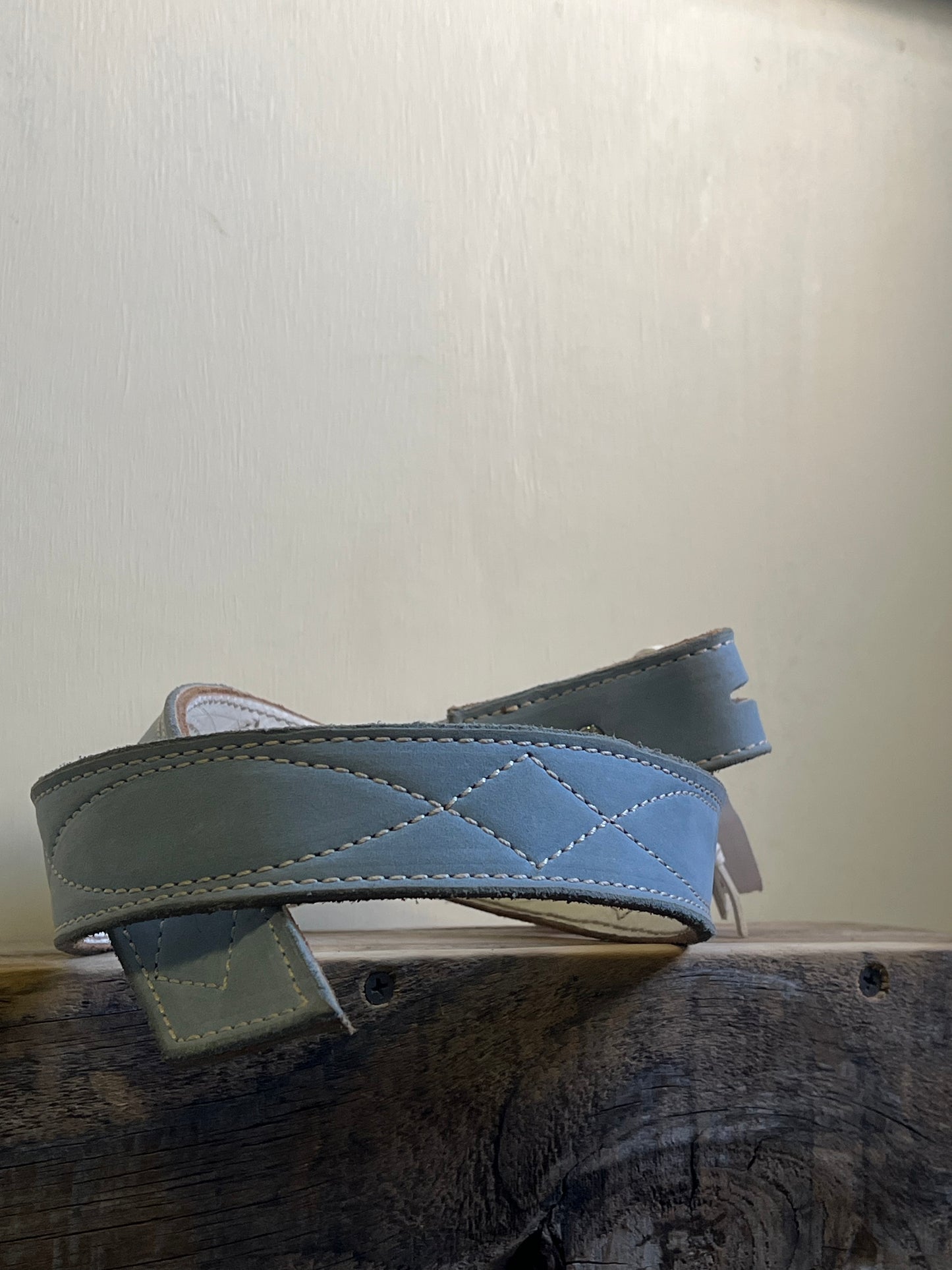 Baby blue white gunslinger stitch belt 30"