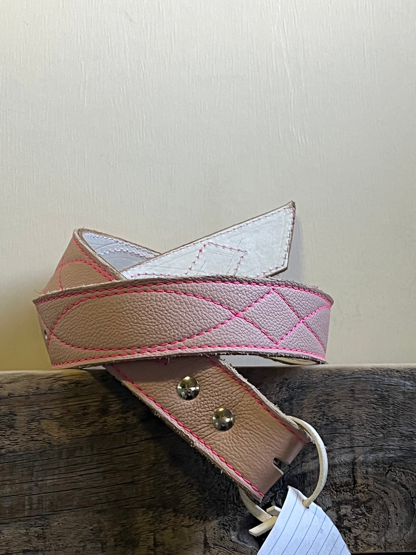 Pinky gunslinger stitch belt 29"